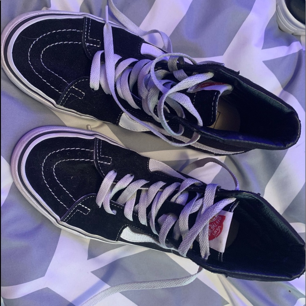 6.5 men high top vans black and white